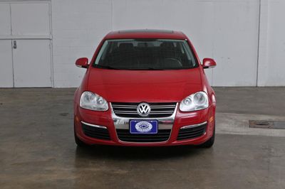 2010 Volkswagen Jetta Sedan 4dr DSG TDI - Click to see full-size photo viewer