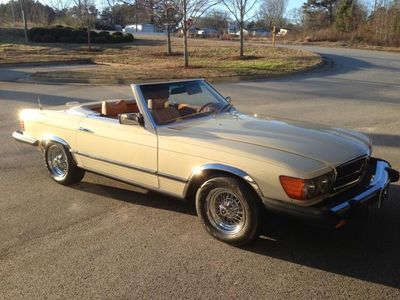 1977 Mercedes-Benz 450SL Roadster Both Tops - Click to see full-size photo viewer